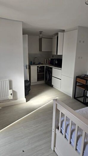 Studio To Rent In Shirley Gardens, Barking, Essex, IG11