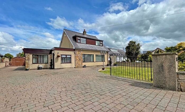 3 Bedroom Detached House For Sale In Minffordd Road, Llanrug, Gwynedd, LL55