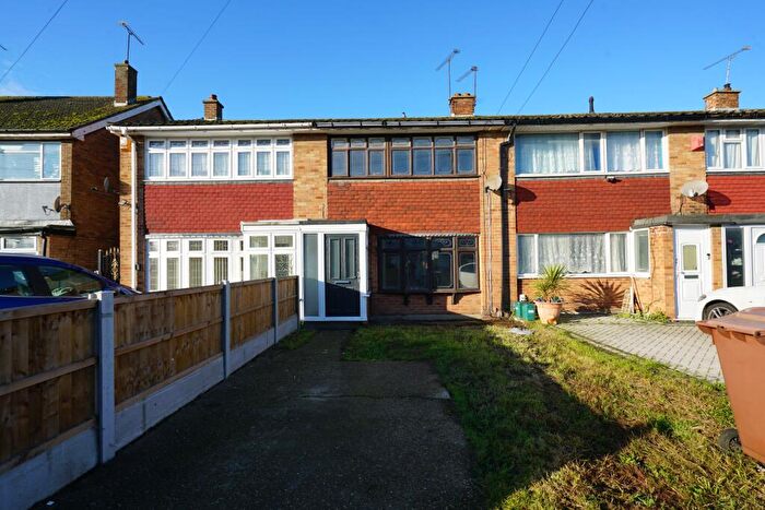 3 Bedroom Terraced House To Rent In Bryanston Road, Tilbury, RM18