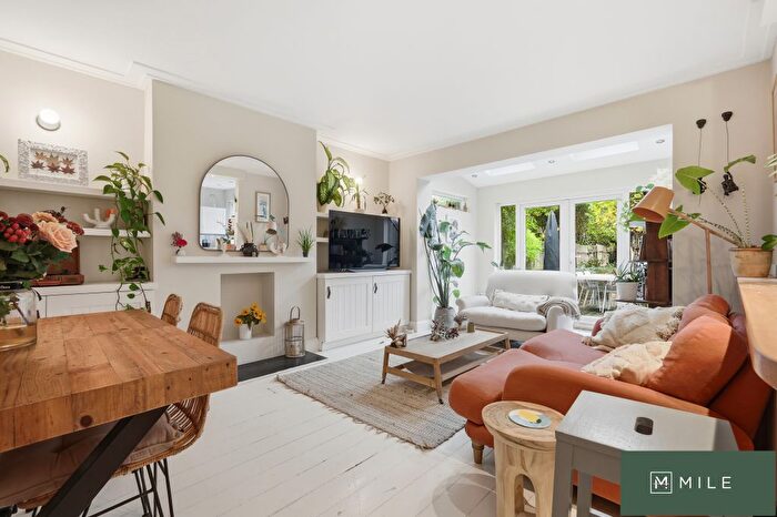 2 Bedroom Flat For Sale In Chambers Lane, London, NW10