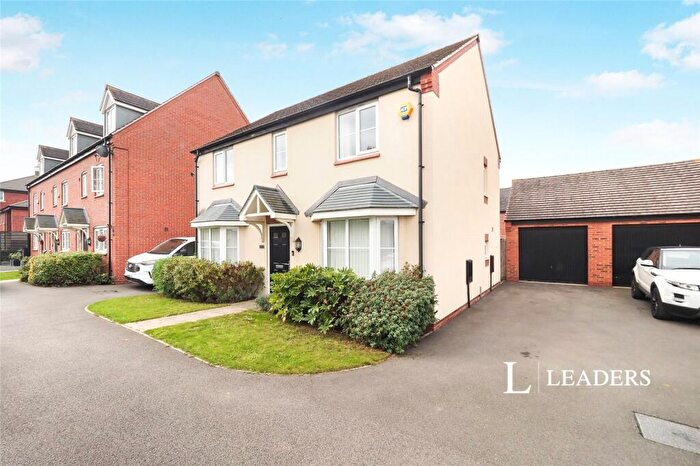 4 Bedroom Detached House To Rent In Lumley Close, Boulton Moor, DE24