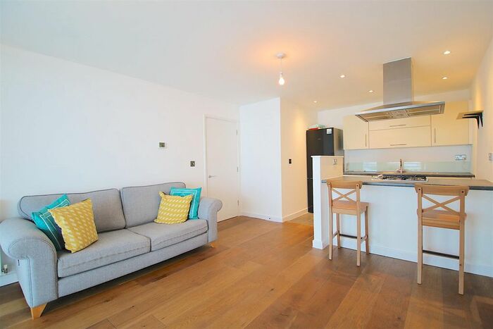 1 Bedroom Flat To Rent In Stainsby Road, London, E14