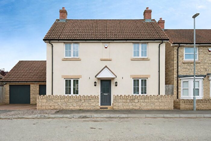 3 Bedroom Detached House For Sale In Cobblers Way, Radstock, BA3