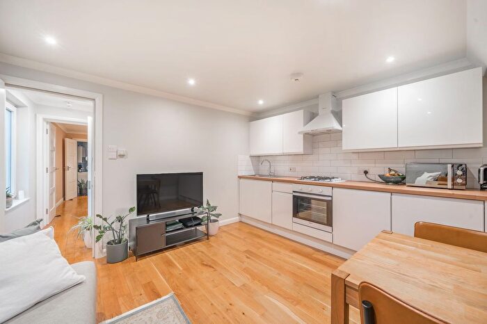 1 Bedroom Flat To Rent In Deptford Broadway, London, SE8