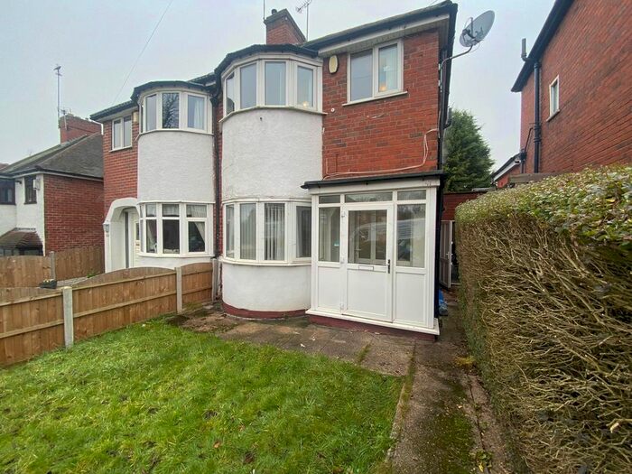 3 Bedroom Semi-Detached House To Rent In Stanford Avenue, Great Barr, Birmingham, B42
