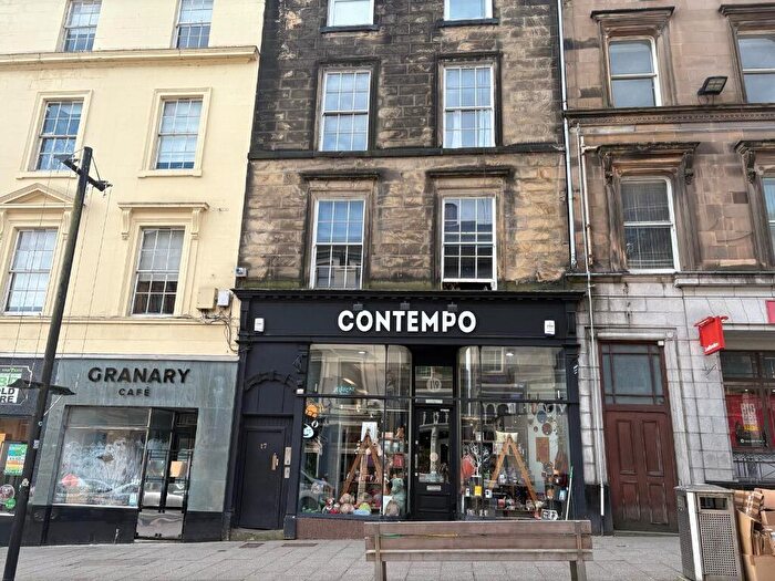 2 Bedroom Flat To Rent In King Street, Stirling Town, Stirling, FK8