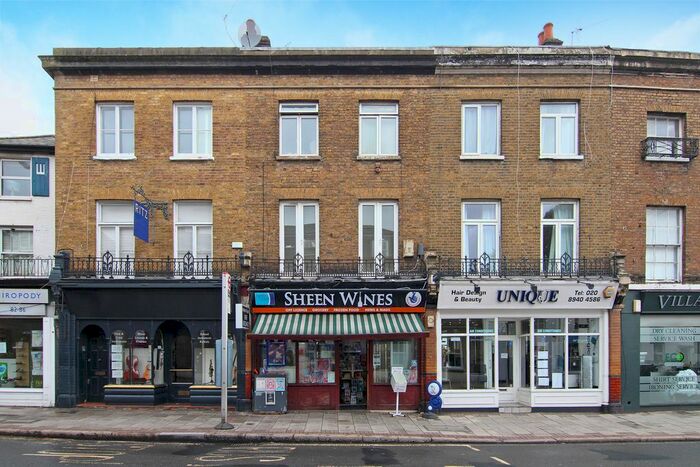 2 Bedroom Flat To Rent In Sheen Road, Richmond, TW9
