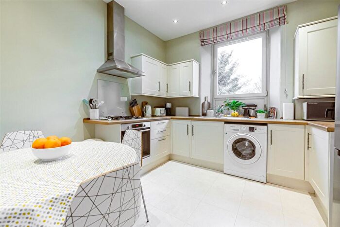 2 Bedroom Flat To Rent In Great Western Road, Aberdeen, AB10