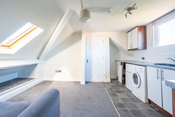 1 Bedroom Flat To Rent In Cromer Street, York, YO30
