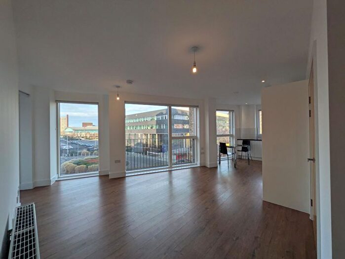 1 Bedroom Flat To Rent In Thistleton House, Lismore Boulevard, NW9