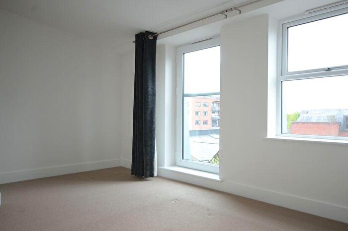 1 Bedroom Flat To Rent In Upper Charles Street, Camberley, GU15