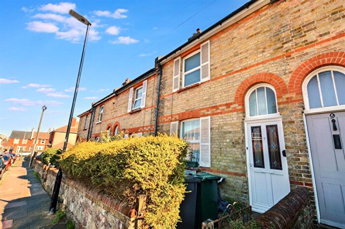 2 Bedroom Terraced House To Rent In Okehurst Road, Eastbourne, BN21