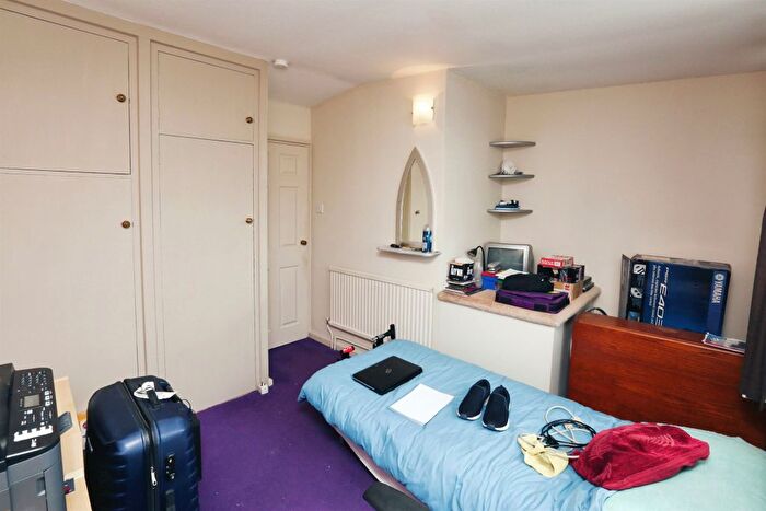 3 Bedroom Terraced House For Sale In Valentine Close, Fareham, PO15