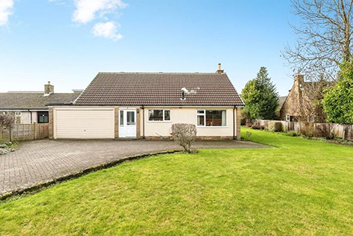 3 Bedroom Detached Bungalow For Sale In Rein Road, Morley, Leeds, LS27