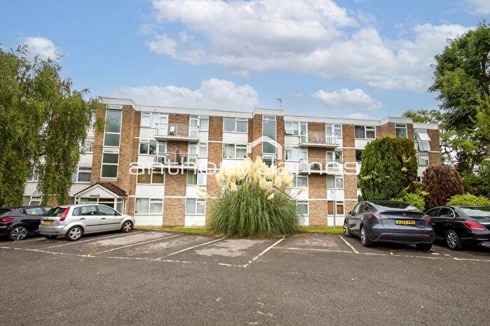 Studio To Rent In Pickwick Court, Mottingham, London, SE9