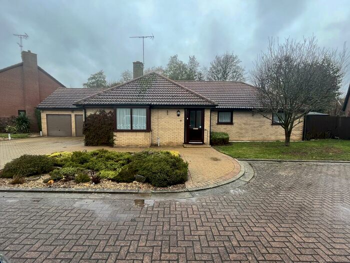 4 Bedroom Bungalow To Rent In Kingsbridge Court, Peterborough, PE4