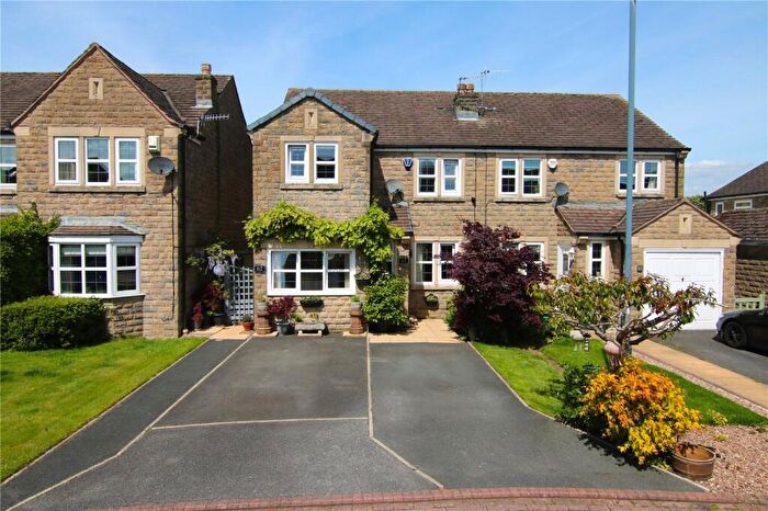 3 Bedroom Semi-Detached House For Sale In Clayton Hall Road, Cross Hills, BD20