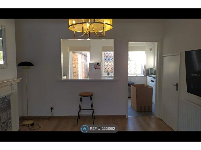 3 Bedroom Terraced House To Rent In Wexford Avenue, Hull, HU9