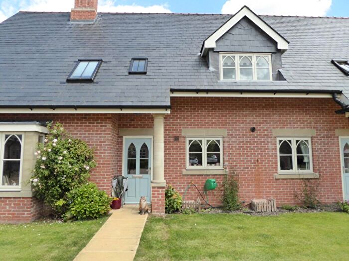 2 Bedroom Apartment To Rent In The Mews, New Court Gardens, Retford, DN22