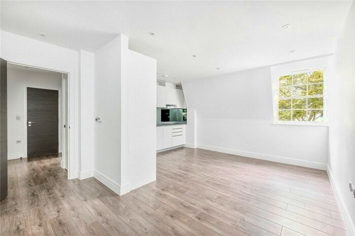 1 Bedroom Flat To Rent In Kew Bridge Road, Brentford, TW8