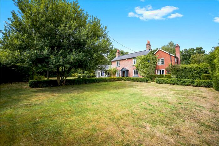 5 Bedroom Detached House For Sale In Wellow Wood Road, West Wellow, Romsey, Hampshire, SO51