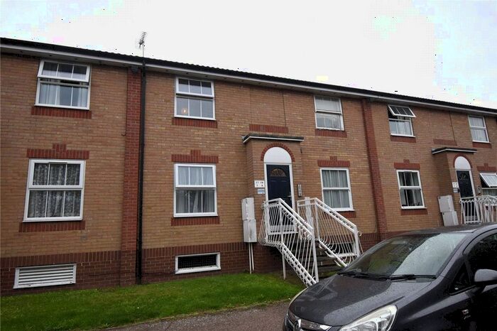 1 Bedroom Flat To Rent In Stour Road, Harwich, Essex, CO12