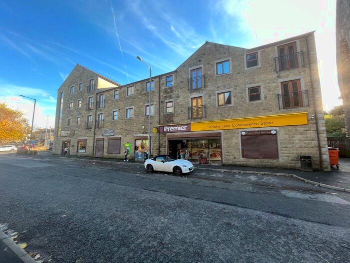 2 Bedroom Flat To Rent In The Arches, Colne, Lancashire, BB8