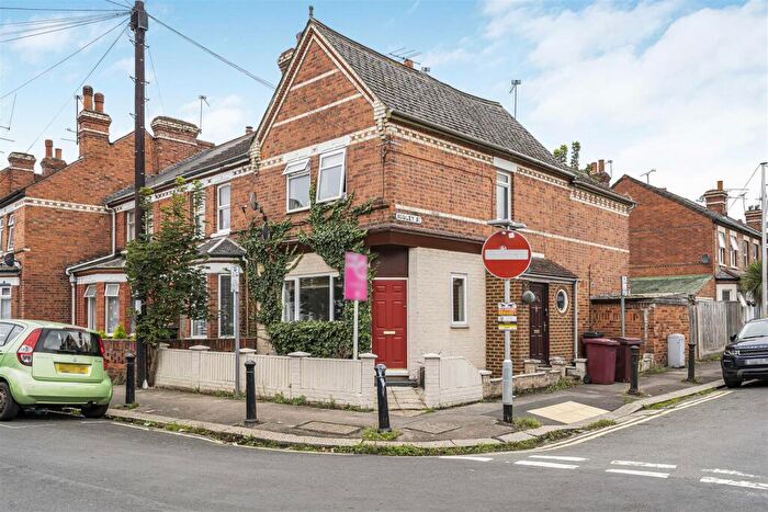 1 Bedroom Maisonette For Sale In Salisbury Road, Reading, RG30