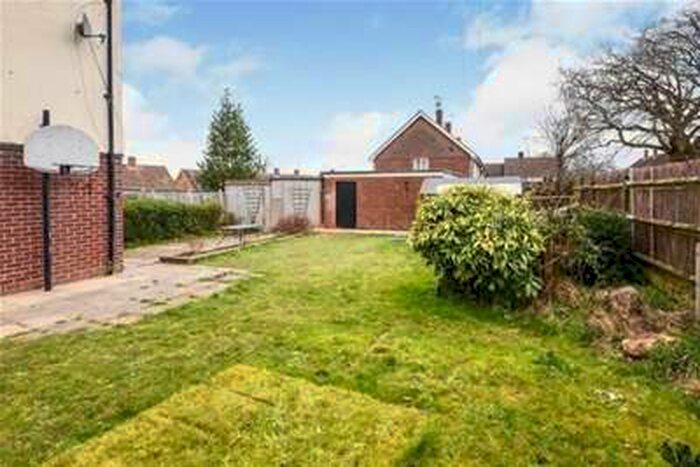 5 Bedroom House To Rent In Daggsdell Road, HP1