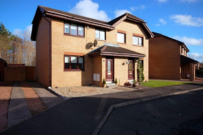 3 Bedroom Detached House To Rent In Dunlop Grove, Uddingston, G71