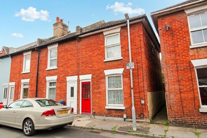 2 Bedroom Terraced House For Sale In Meadow Road South, Salisbury, SP2