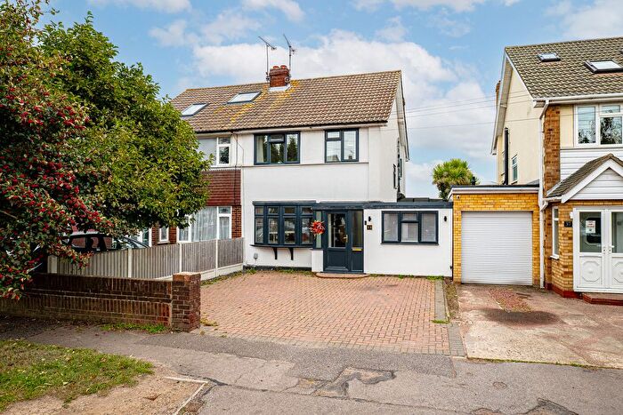 4 Bedroom Semi-Detached House For Sale In Shoebury Road, Southend-On-Sea, SS3