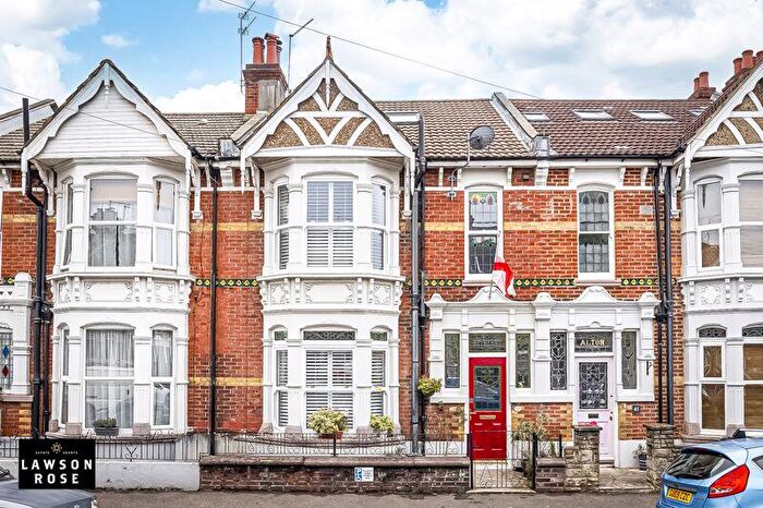 3 Bedroom Terraced House For Sale In Haslemere Road, Southsea, PO4