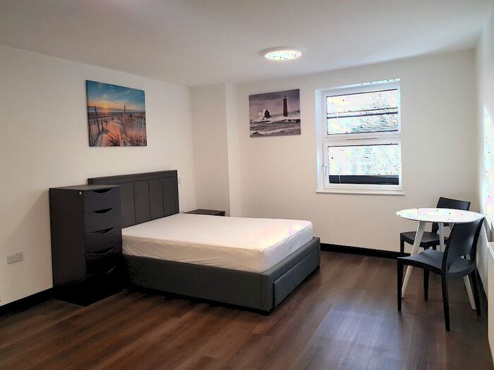 Studio To Rent In Parish Lane, London, SE20