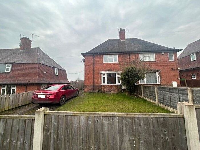 2 Bedroom House To Rent In Staplehurst Drive, NG5