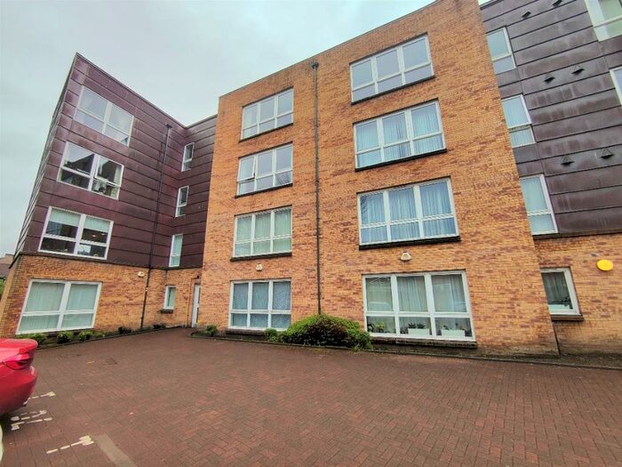 2 Bedroom Flat To Rent In McPhail Street, Bridgeton, Glasgow, G40