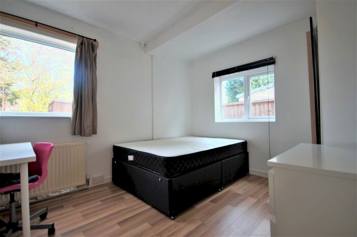 5 Bedroom Semi-Detached House To Rent In Charter Avenue, Canley, Coventry, CV4