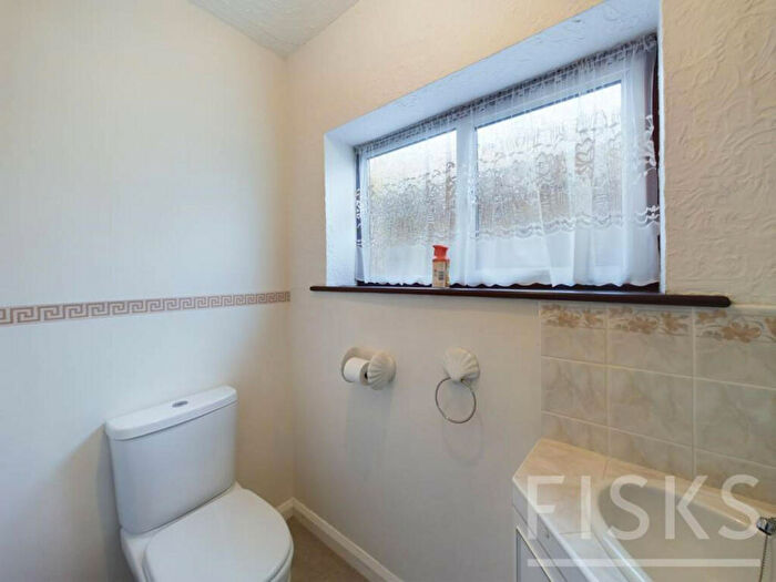 3 Bedroom Detached House For Sale In Handel Road, Canvey Island, SS8