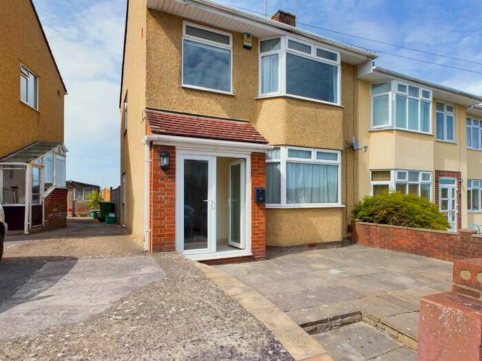 3 Bedroom Semi-Detached House To Rent In Champion Road, Kingswood, Bristol, BS15