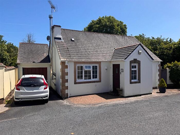 2 Bedroom Detached Bungalow For Sale In Chulmleigh, EX18