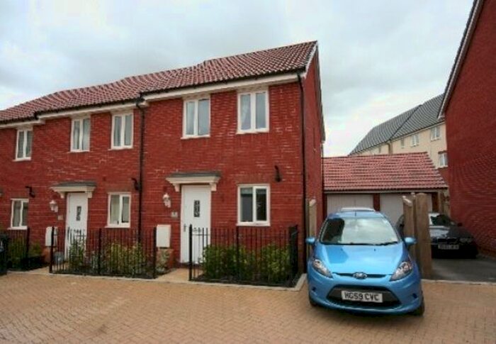 2 Bedroom Terraced House To Rent In Angelica Drive, Bridgwater, TA5