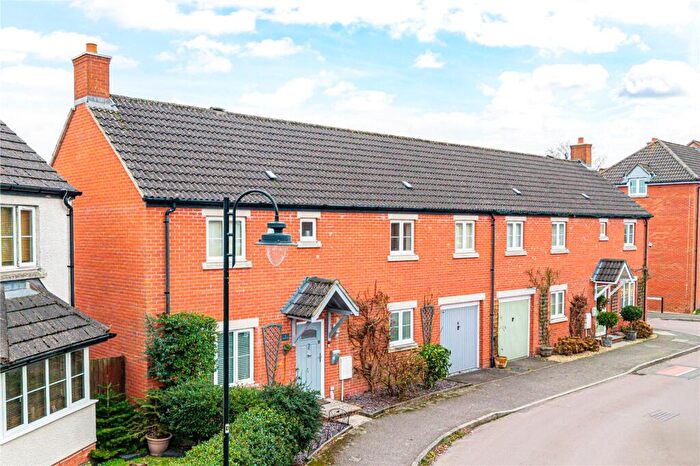 4 Bedroom Semi-Detached House For Sale In Spitalcroft Road, Devizes, Wiltshire, SN10