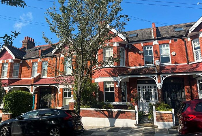 4 Bedroom House To Rent In Palmerston Road, East Sheen, SW14