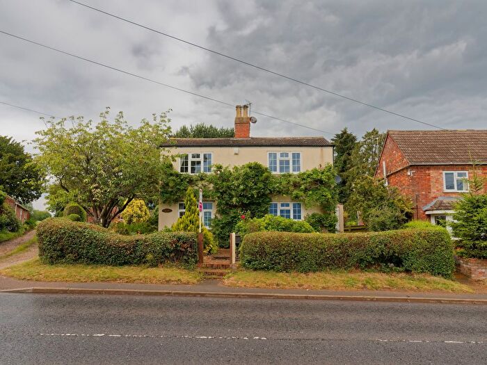 3 Bedroom Detached House For Sale In Main Road, East Keal, Spilsby, PE23