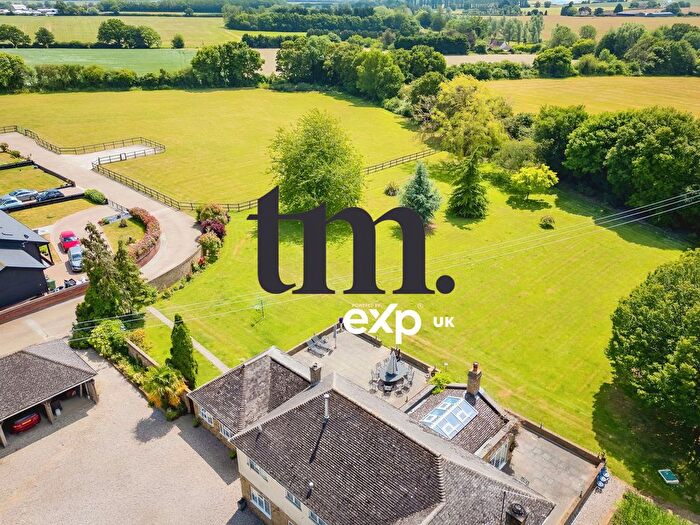 5 Bedroom Detached House For Sale In Boyton Cross, Roxwell, Chelmsford, CM1