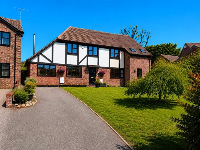 3 Bedroom Semi Detached House For Sale In Shepherdsgate Drive, Herne Bay, Kent, CT6