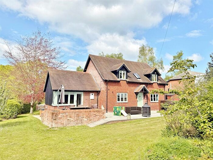 4 Bedroom Detached House To Rent In Cripplestyle, Fordingbridge, Hampshire, SP6