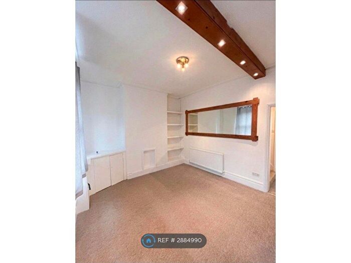 2 Bedroom Terraced House To Rent In Shelburne St, Stoke-On-Trent, ST4