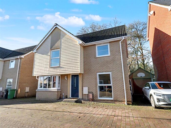 4 Bedroom Detached House For Sale In Silvo Road, Costessey, NR8