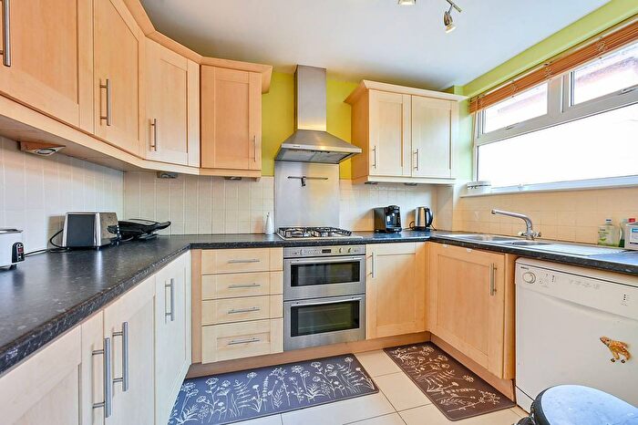3 Bedroom End Of Terrace House To Rent In Wulfstan Street, East Acton, London, W12